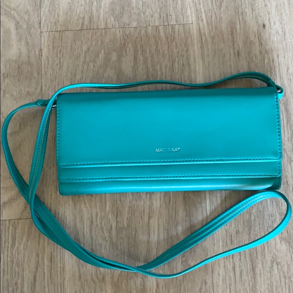 Matt&Nat May Loom Crossbody Bag - Peacock